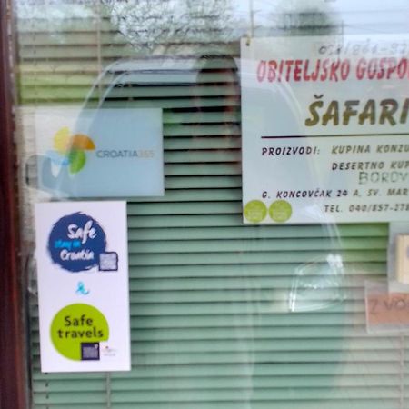 Studio Apartman Safaric Свети-Мартин-на-Мору Экстерьер фото