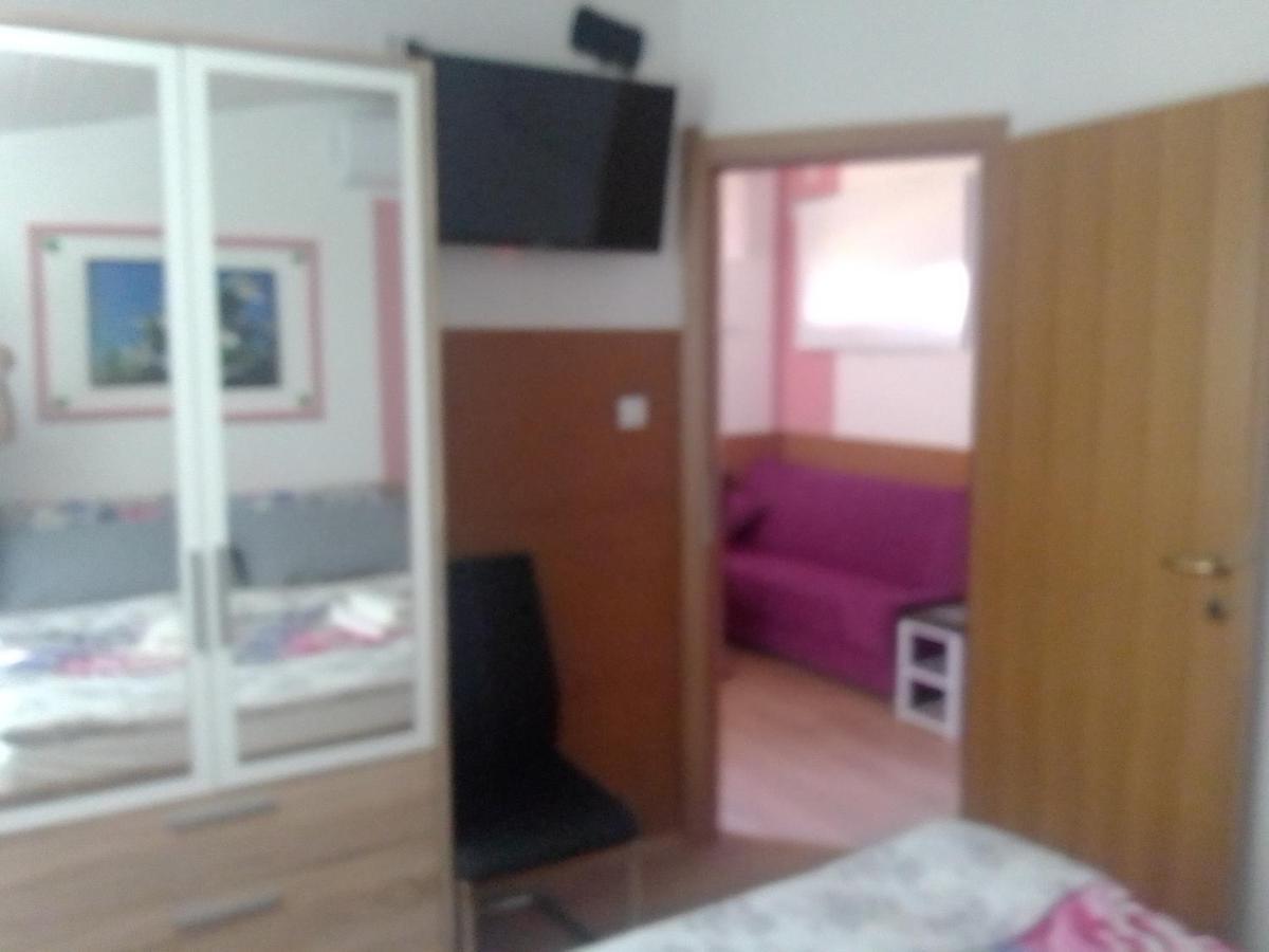 Studio Apartman Safaric Свети-Мартин-на-Мору Экстерьер фото