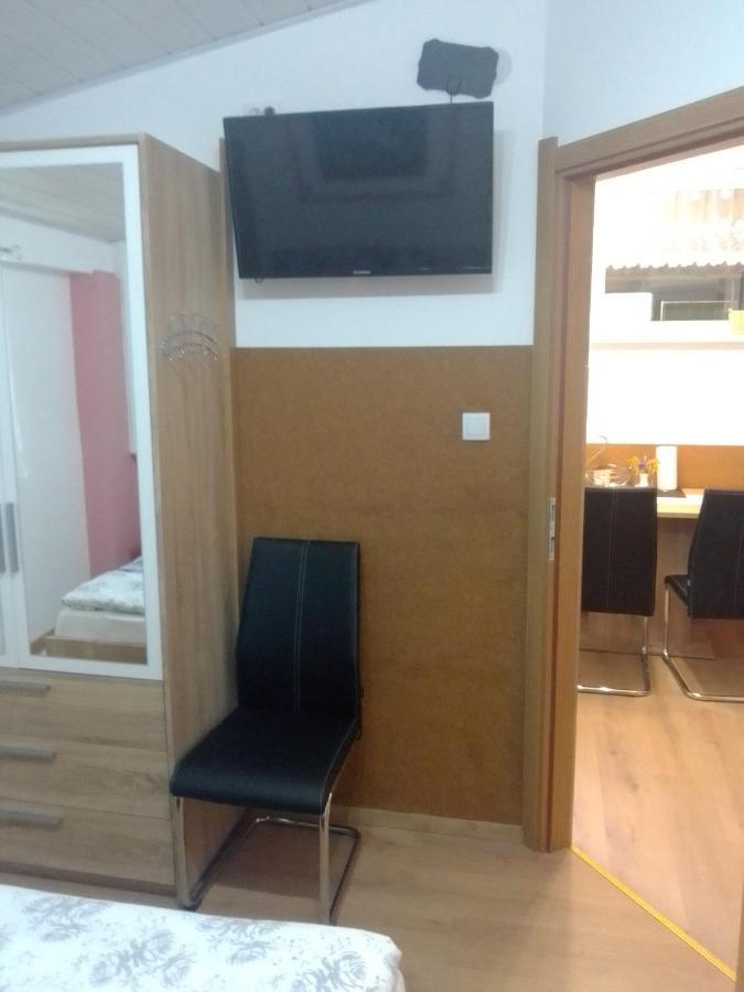 Studio Apartman Safaric Свети-Мартин-на-Мору Экстерьер фото